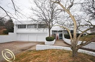 1st image of 4761 Tara Ct