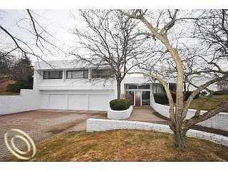 4761 Tara Ct photo 1