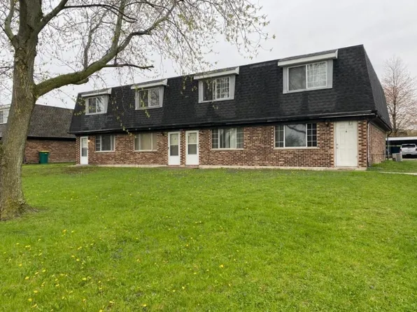 7542 Whitcomb St #D, Merrillville, IN 46410