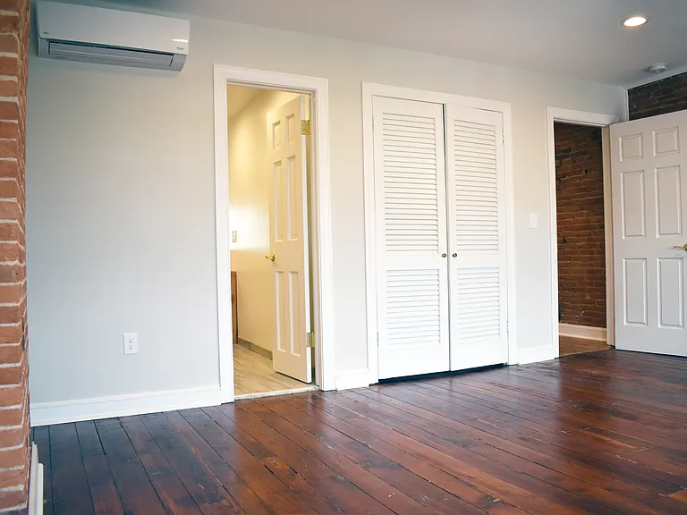 1216 Bolton St #3B — Photo 17