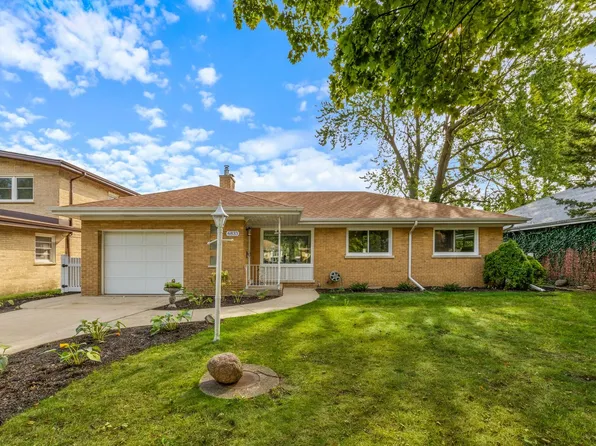 6833 N Keeler Ave, Lincolnwood, IL 60712