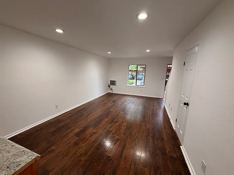 38623 Cherry Ln #123 — Photo 8