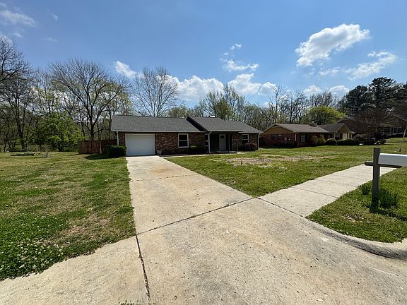 2nd image of 9748 Wallwood Dr SE