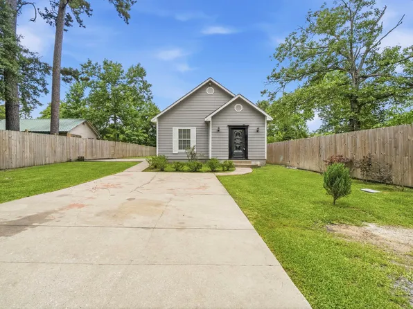 191 Burch Rd, Shepherd, TX 77371