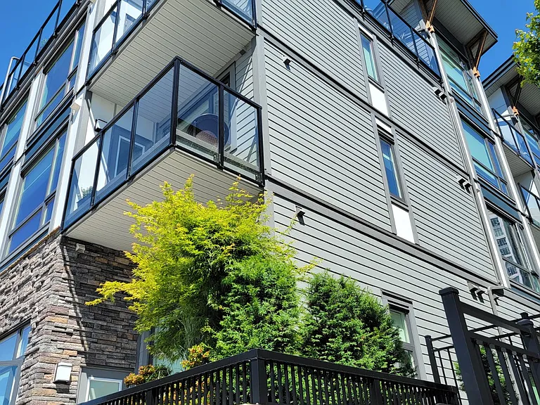 951 Charland Ave #211 — Photo 2