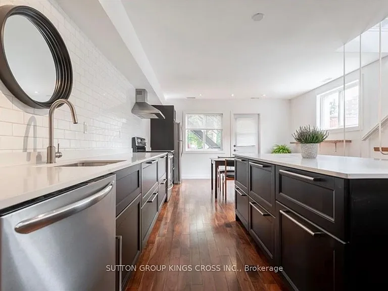 179 John St S #UPPER — Photo 8