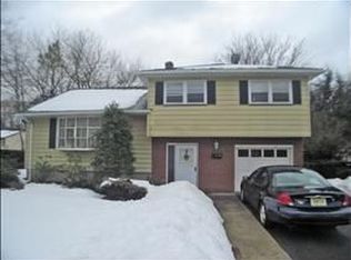 318 Main St, New Milford, NJ 07646