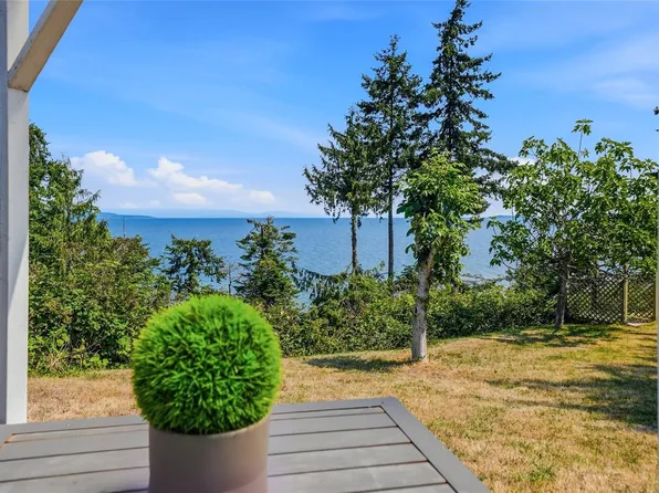 590 Willow St, Parksville, BC V9P 1A5