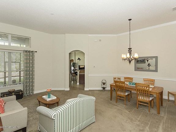 005_Living & Dining Room