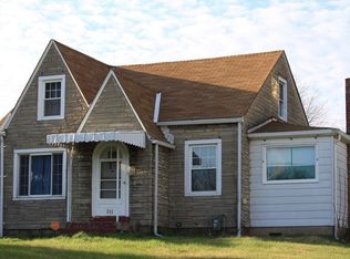 711 Carl Ave, New Kensington, PA 15068