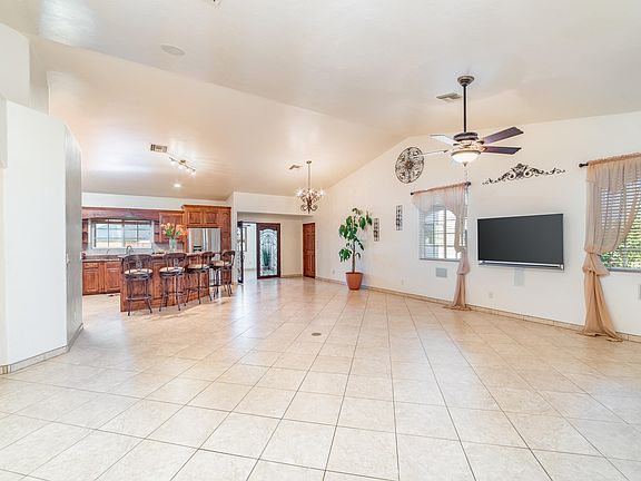 3211_E_Rincon_View_Dr.-11[1]