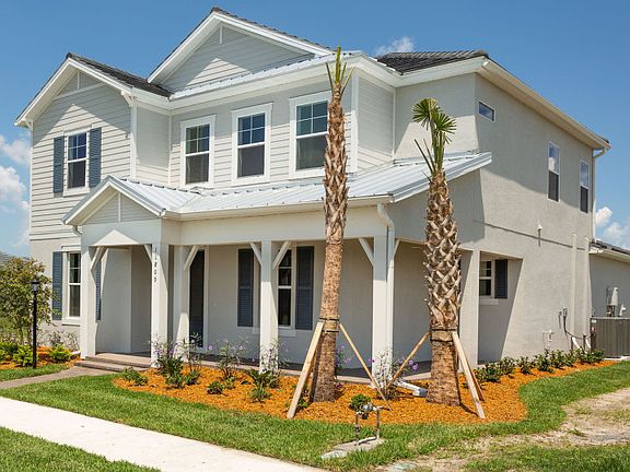 Summergate exterior with landscaping