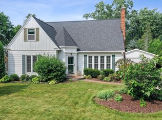 324 Miramar Dr, Green Bay, WI 54301