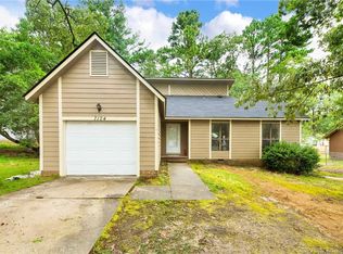 7124 Old Castle Dr, Fayetteville, NC 28314
