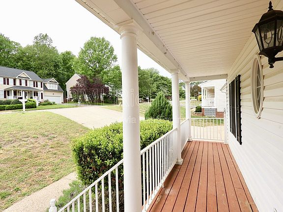 4th image of 3713 Mill Meadow Dr