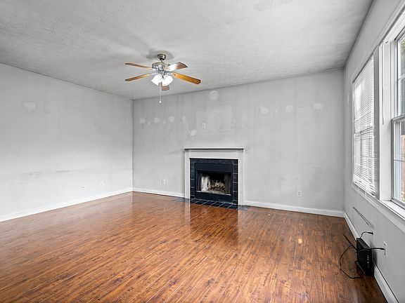 5th image of 3845 Churchman Woods Blvd