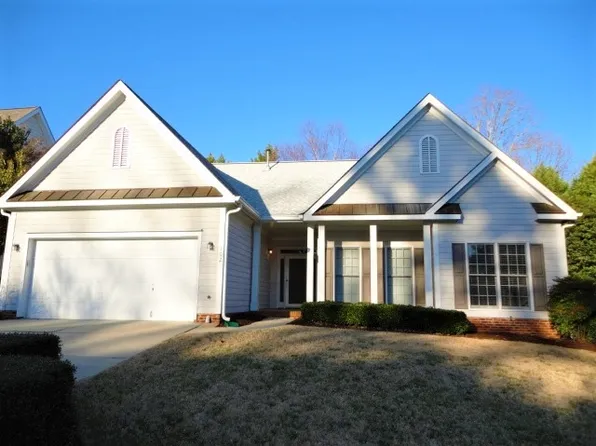 102 Selsey Dr, Wake Forest, NC 27587