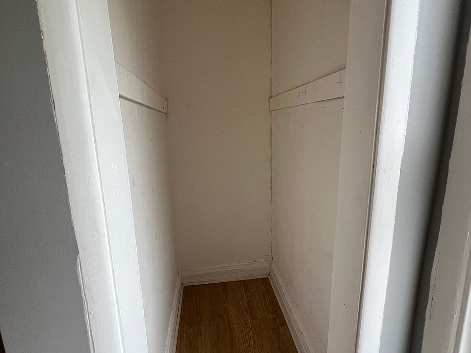 Walking closet