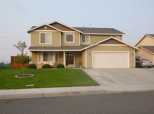 8514 Massey Dr, Pasco, WA 99301
