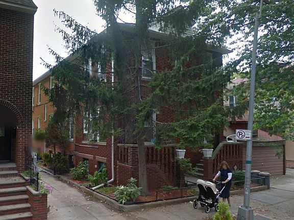 1714-51st St. Front (angle)