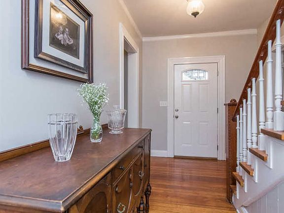 4th image of 271 Macey Ave