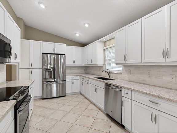 2nd image of 11583 Ballylee Terrace