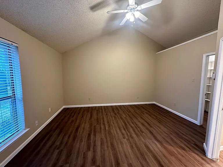 6416 Brookhaven Trl — Photo 22
