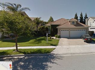 1511 Peregrine Dr, Gilroy, CA 95020