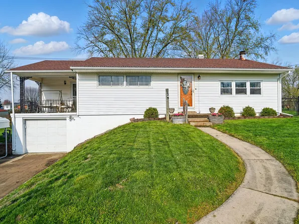 585 Vale Rd, Springfield, OH 45504