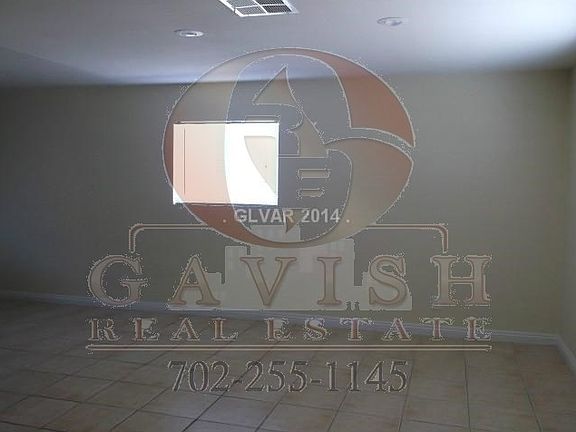 3rd image of 3941 Placita Ave