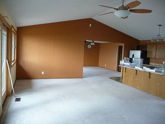 5th image of 3828 W Lakeshore Dr