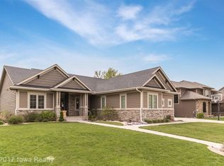 17258 Berkshire Pkwy, Clive, IA 50325