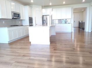 19203 W 95th Ln, Arvada, CO 80007