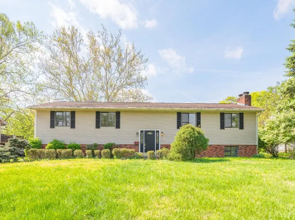 3647 E Galbraith Rd, Cincinnati, OH 45236