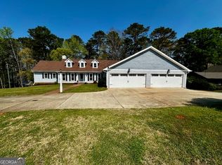 110 Thomas Dr, Lagrange, GA 30240