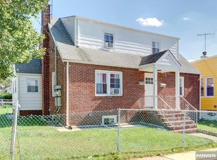 38 Orchard Pl, Irvington, NJ 07111