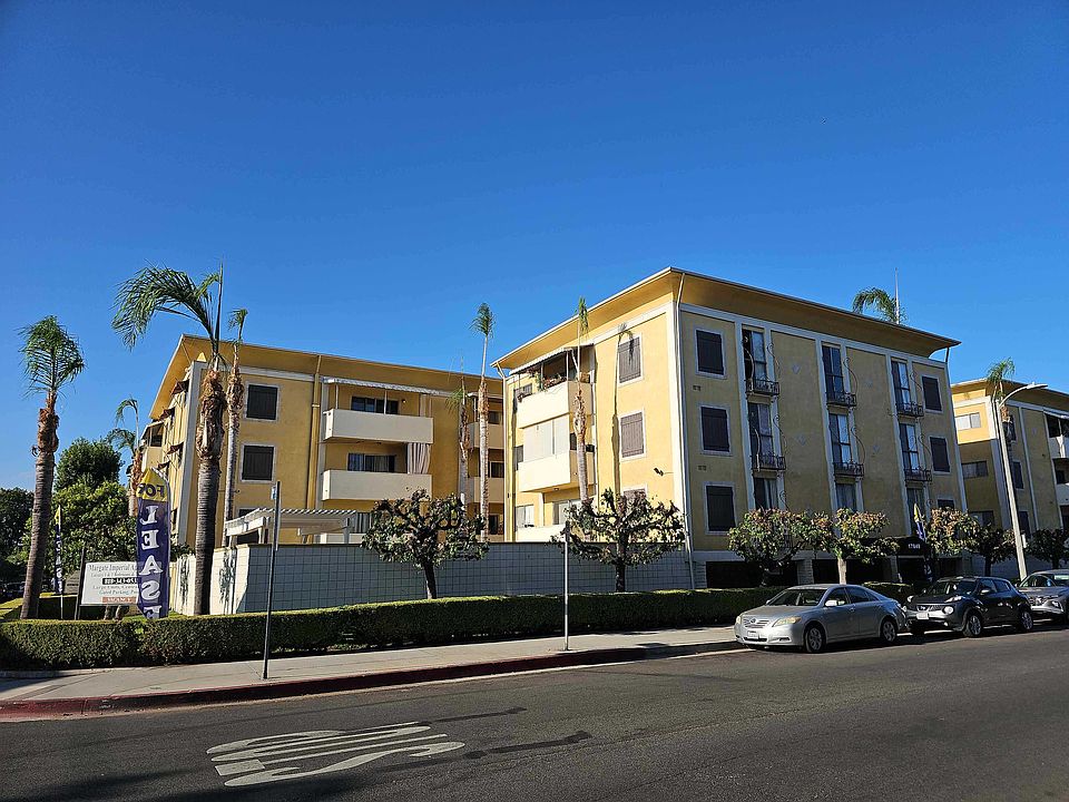 1st image of 17859 Margate St #108