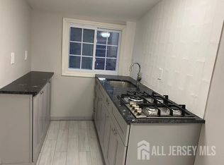 310 Somerset St, New Brunswick, NJ 08901