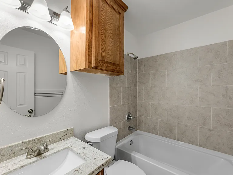 904 Azalea Ct #A — Photo 10