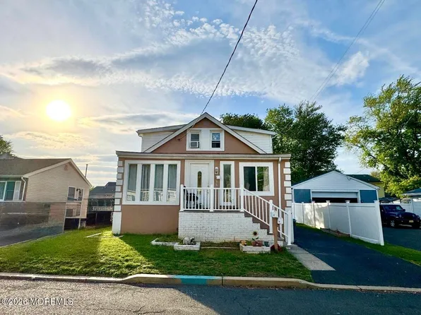 196 Milton Ave Floor 2, Cliffwood, NJ 07721