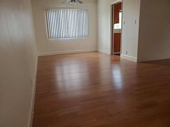 4th image of 640 Elm Ave APT 26