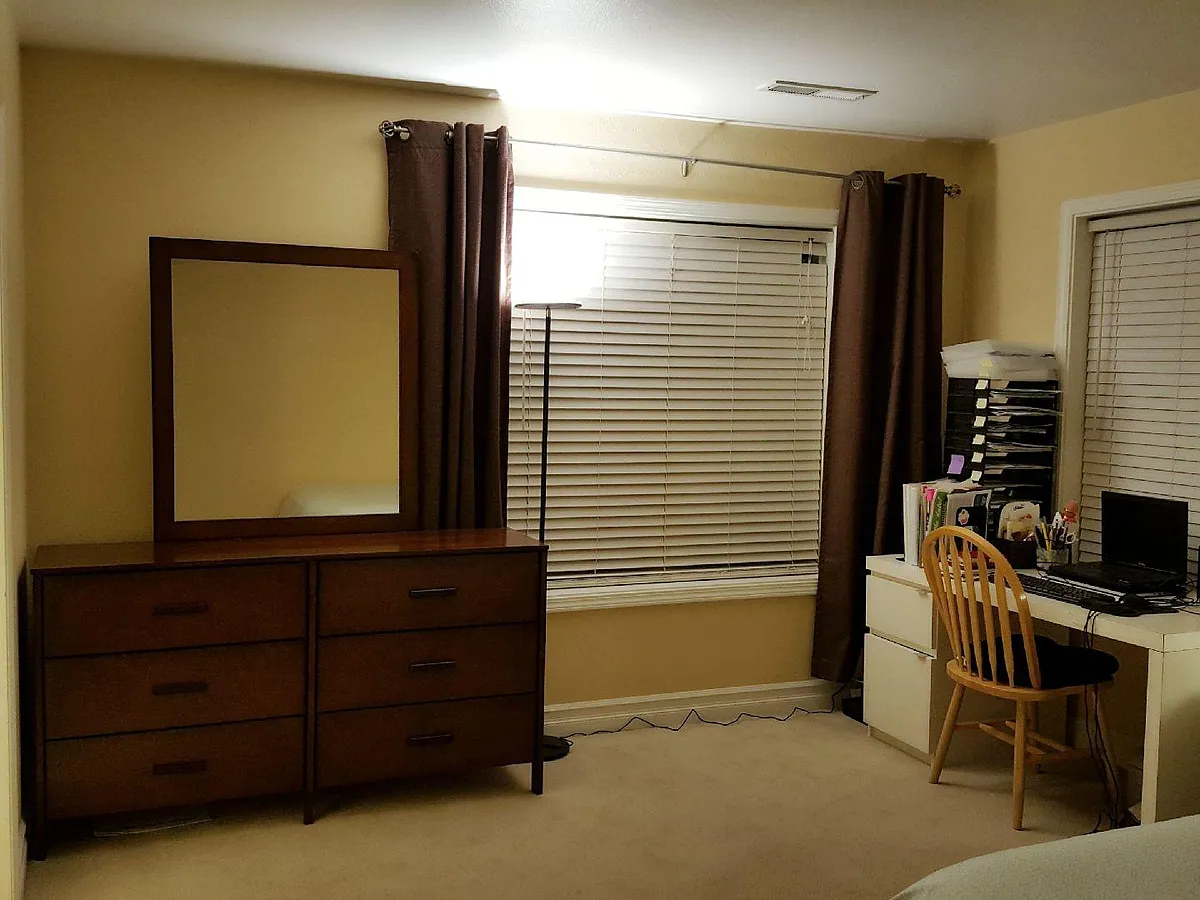 Master bedroom - 4470 NW Kahneeta Dr