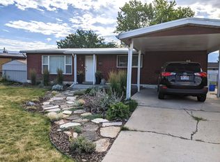 1820 N Afton Cir, Layton, UT 84041