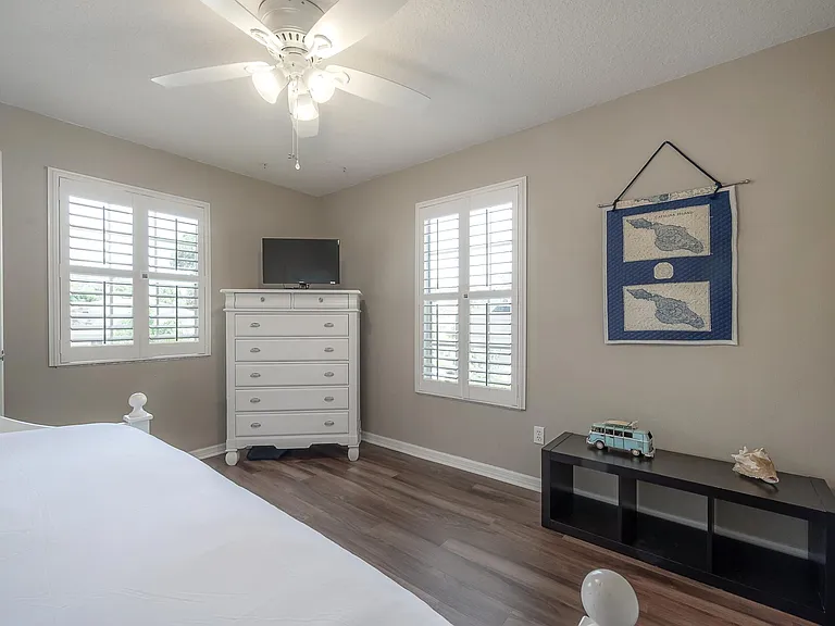 4210 W Roland St — Photo 34