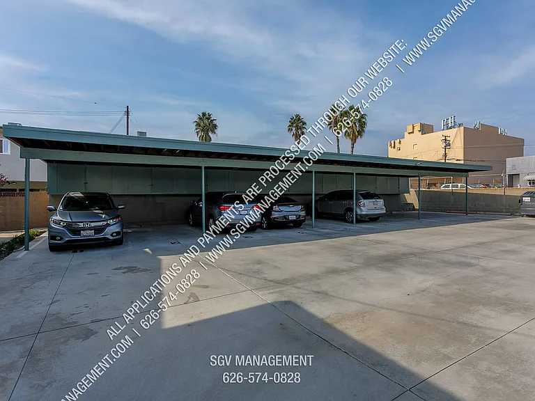 liv209 — Photo 24