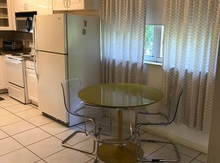 4193 N Bay Rd, Miami Beach, FL 33140