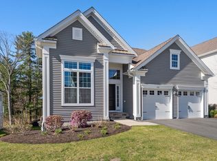 124 Glen Ellen Blvd #124, Millis, MA 02054