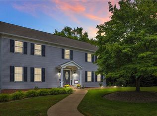 115 Barrett Dr, Beaver, PA 15009