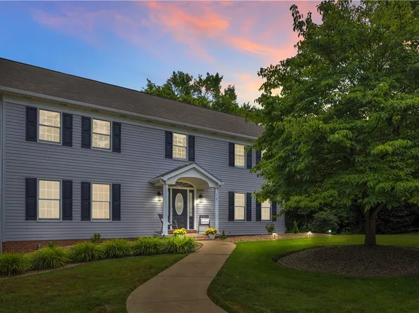 115 Barrett Dr, Beaver, PA 15009