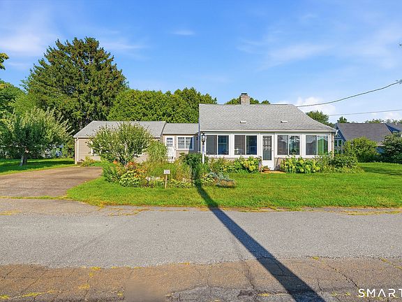 5th image of 311 Brightwater Road